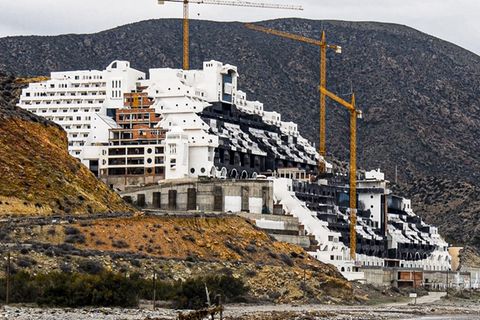 Lost Places: Geister-Hotel in Spanien rottet seit 20 Jahren vor sich hin
