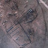 Gepanzerte Fahrzeuge in Slawne auf der Krim, aufgenommen von Maxar am 9. Februar 2022