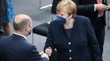 Angela Merkel und Olaf Scholz
