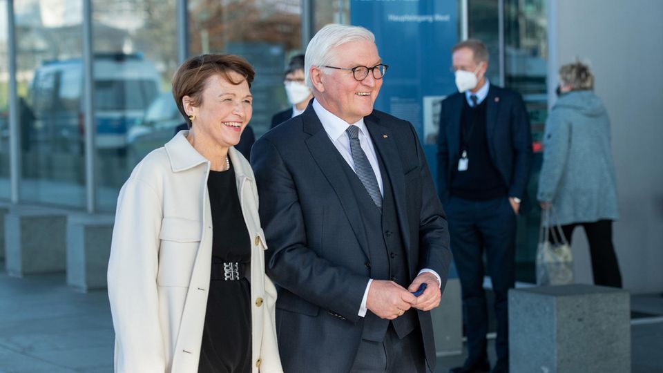 Bundespräsident Frank-Walter Steinmeier und seine Frau Elke Büdenbender