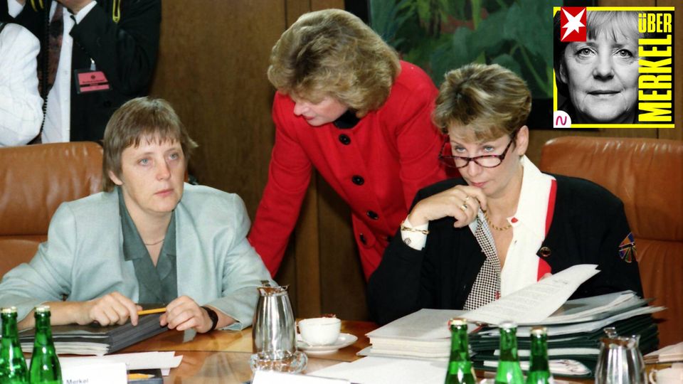 Angela Merkel und Sabine Bergmann-Pohl 1192 in Bonn