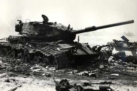Die Stunde der ägyptischen Commandos: Dieser israelische M60 wurde von einer 9K11 Maljutka getroffen.