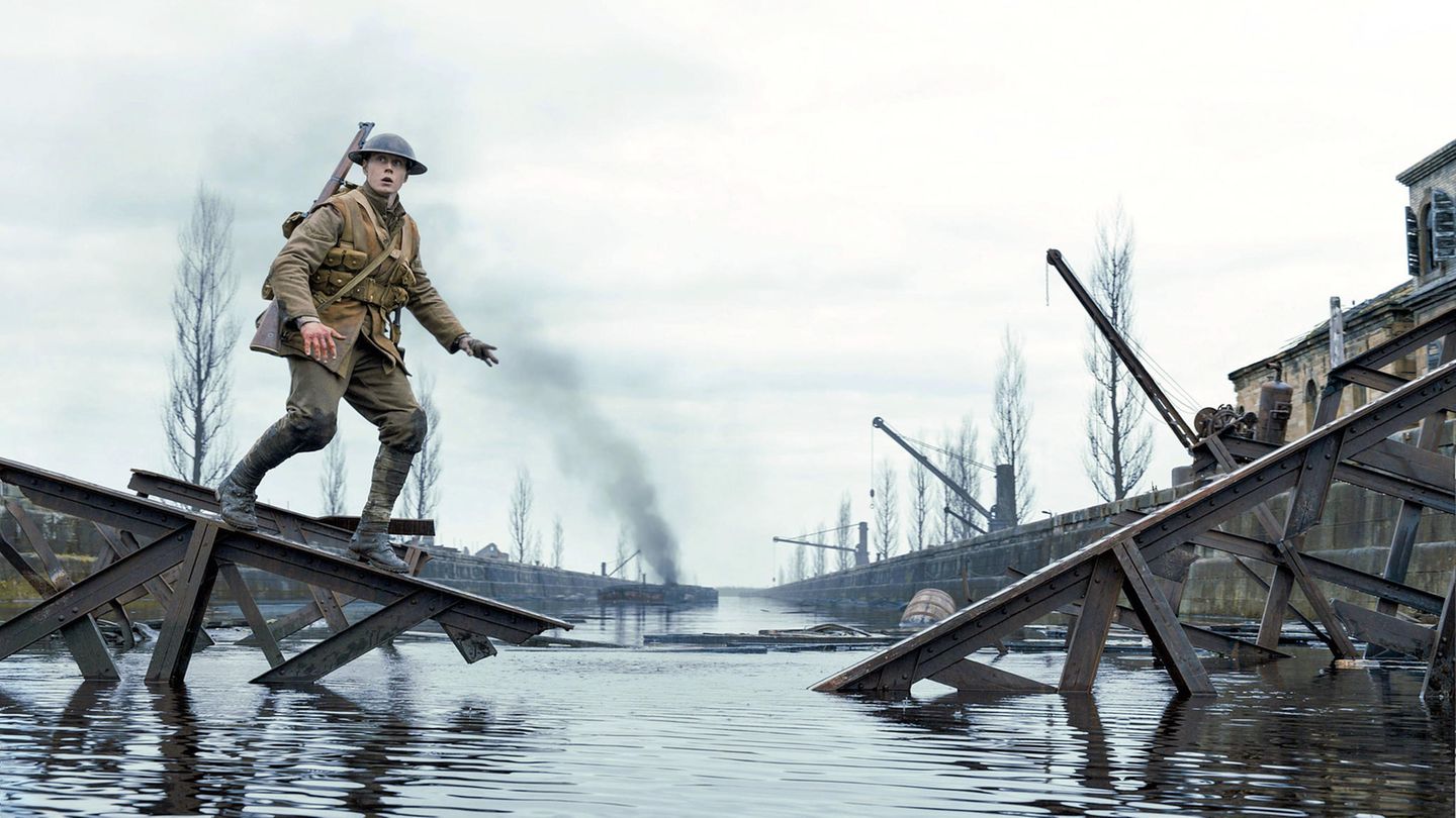 "1917" "1917"