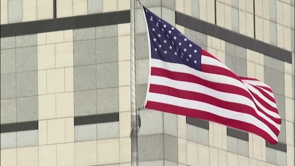 Video: USA verlegen Botschaft von Kiew in den Westen der Ukraine Video: USA verlegen Botschaft von Kiew in den Westen der Ukraine