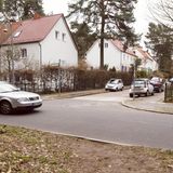 An der Straße Quermatenweg, Ecke Ithweg in Berlin-Zehlendorf wurde Peter Lorenz entführt