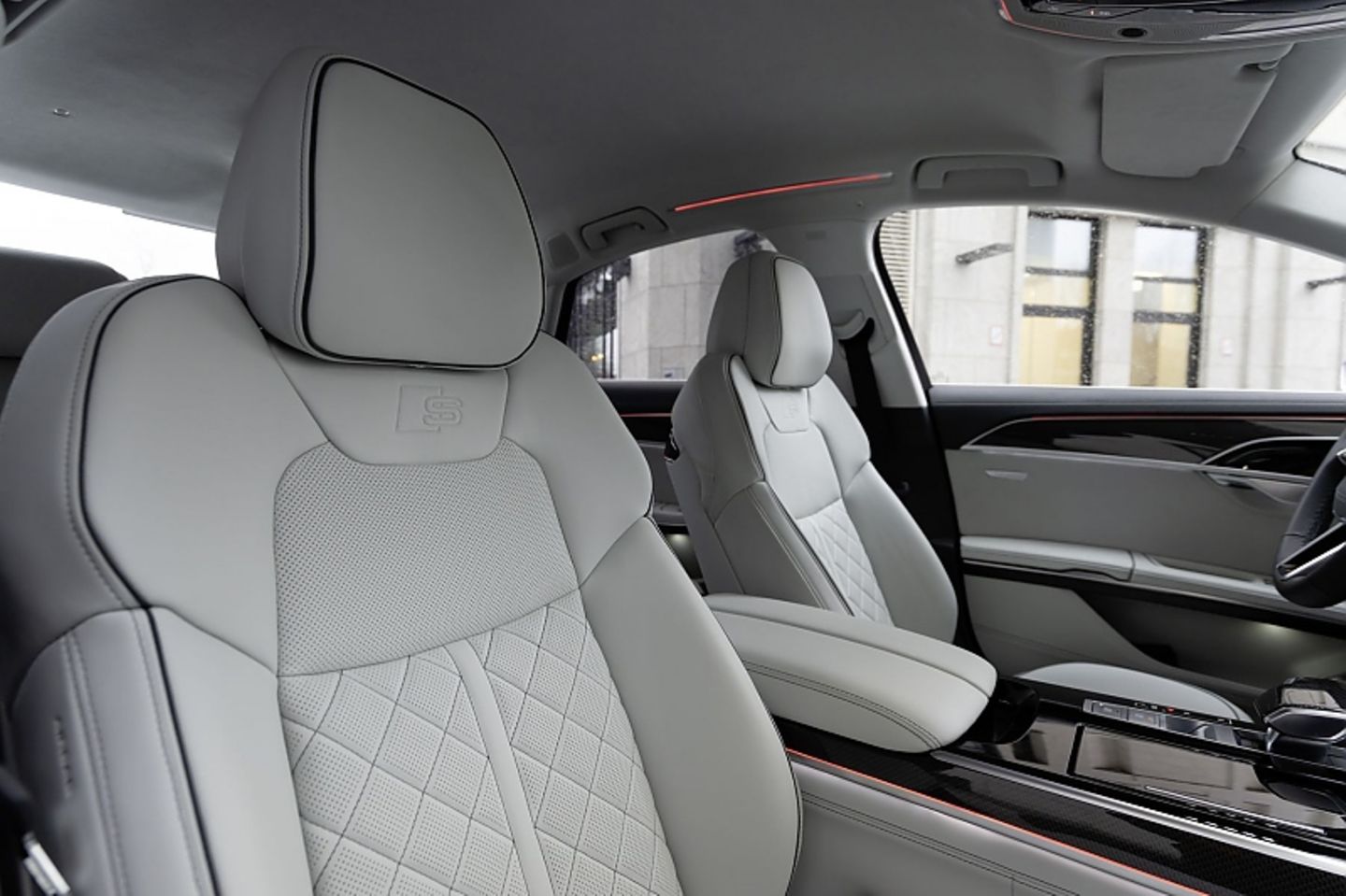 Audi S8 MJ 2022