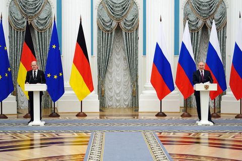 Olaf Scholz und Wladimir Putin