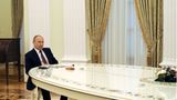 Putin am Verhandlungstisch