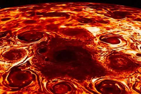 Beeindruckender Jupiter-Sturm sieht Pizzabelag zum Verwechseln ähnlich