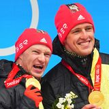 Gold im Zweierbob: Francesco Friedrich (l.) und Thorsten Margis