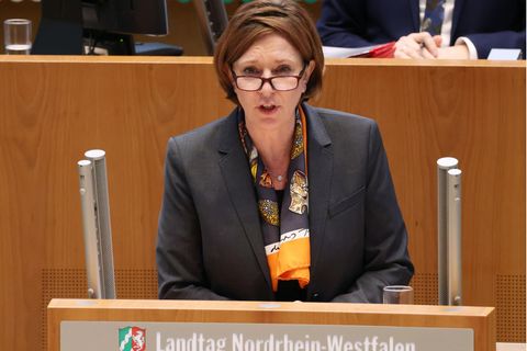 Yvonne Gebauer (FDP), Schulministerin in Nordrhein-Westfalen