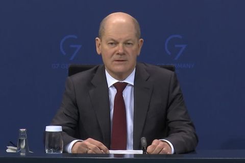 Video: Bund und Länder beschließen Stufenplan für Corona-Öffnungen