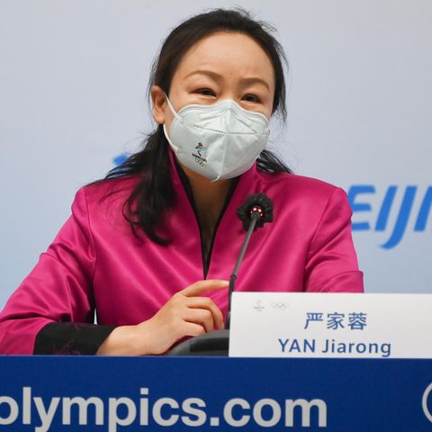 "Darf ich noch einige ergänzende Bemerkungen machen?": Chinas Olympia-Sprecherin Yan Jiarong, hier bei einer Pressekonferenz Anfang Februar in Peking.