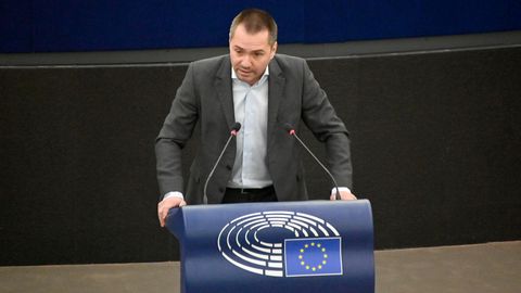 Angel Dzhambazki bei einer Plenartagung im Europäischen Parlament