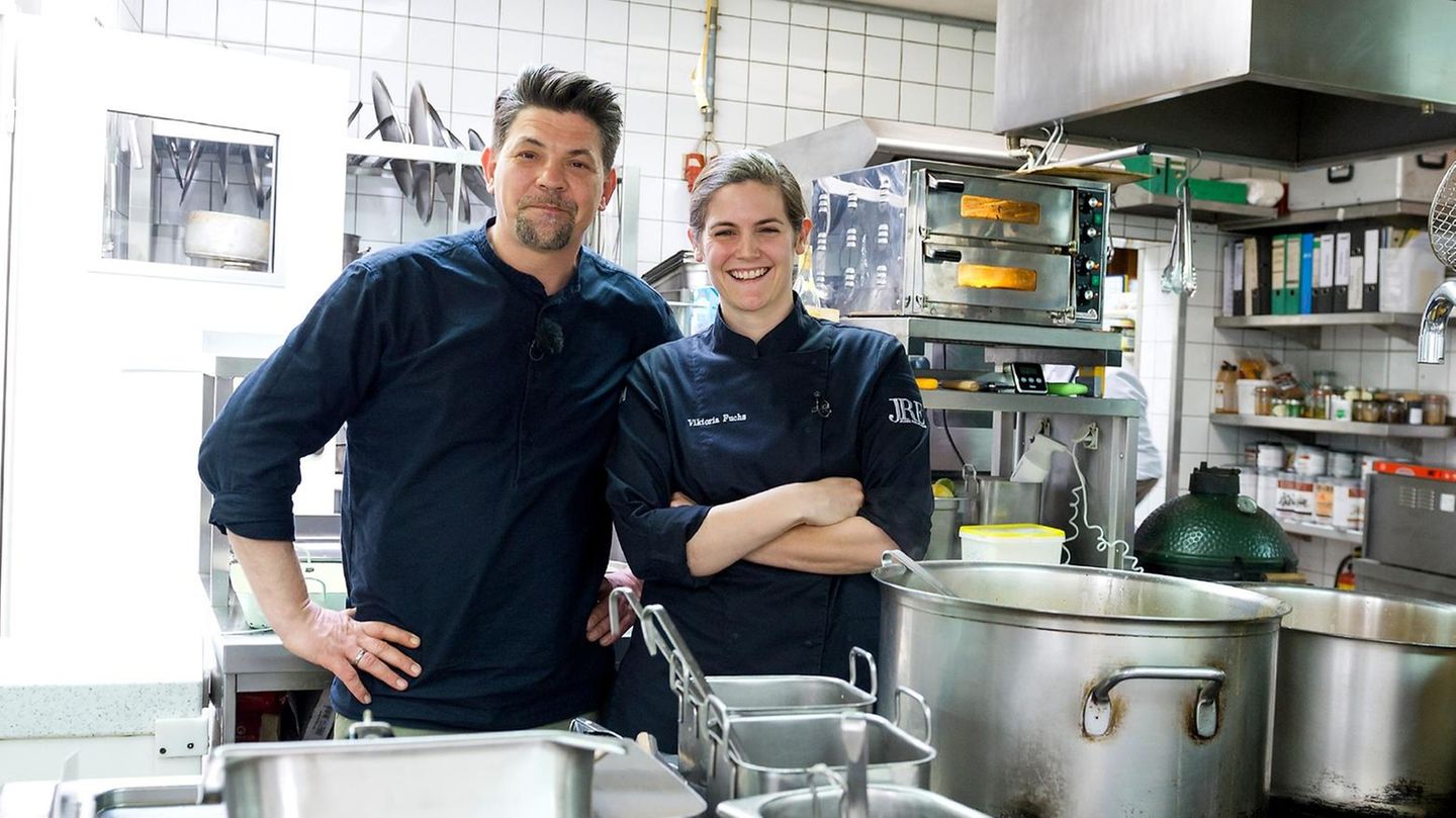 Viktoria Fuchs Viktoria Fuchs duelliert sich zum ersten Mal mit Tim Mälzer bei "Kitchen Impossible"