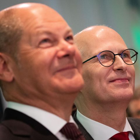Olaf Scholz und Peter Tschentscher sind wegen Beihilfe zur Steuerhinterziehung angeklagt worden