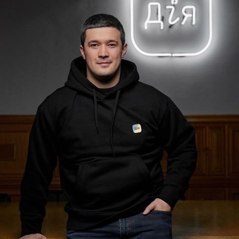 Digitalisierungsminister Fedorov im schwarzen Sweatshirt
