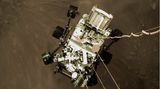 Mars Rover Perseverance kurz vor dem Aufsetzen auf der Mars Oberfläche