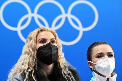 Eteri Tutberidse und Kamila Walijewa bei den Winterspielen in Peling