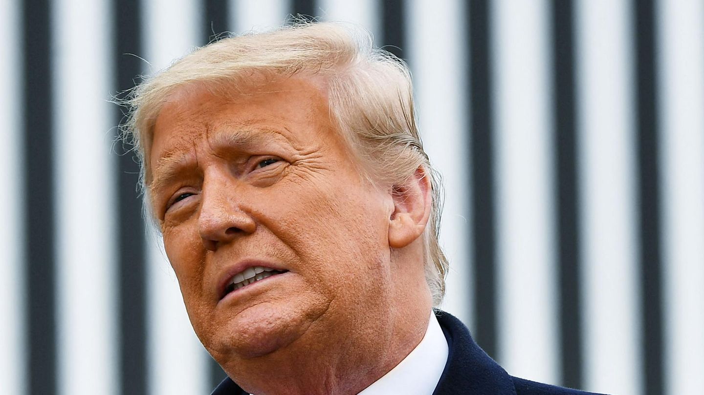 Ex-US-Präsident Donald Trump (Archivbild vom Januar 2021) muss nun wohl Zivilklagen wegen des Sturms auf das US-Kapitol befürchten