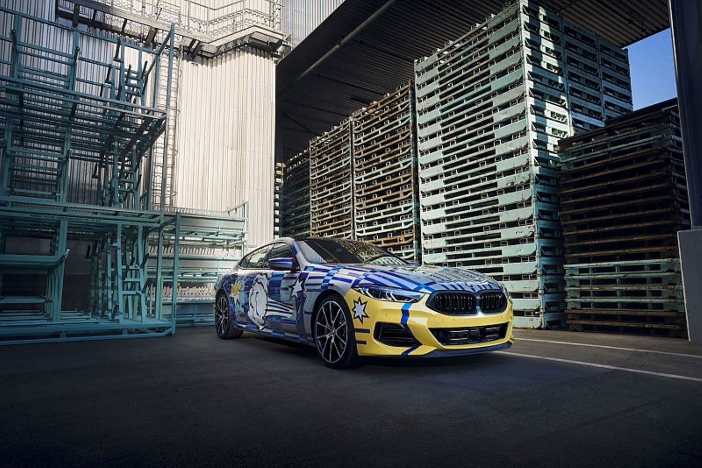 BMW The 8 X Jeff Koons