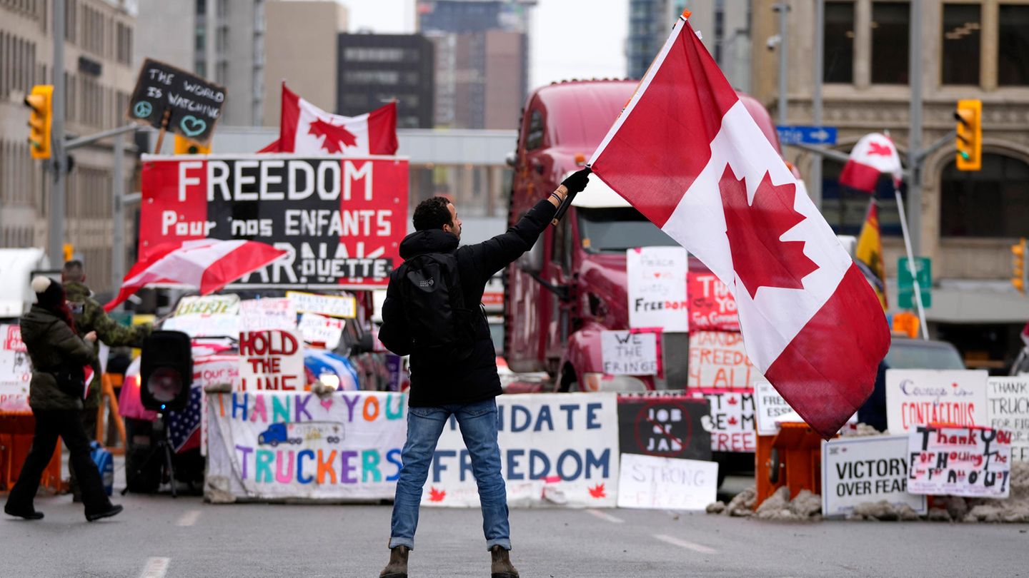 Canada’s trucker movement: Big business with misinformation