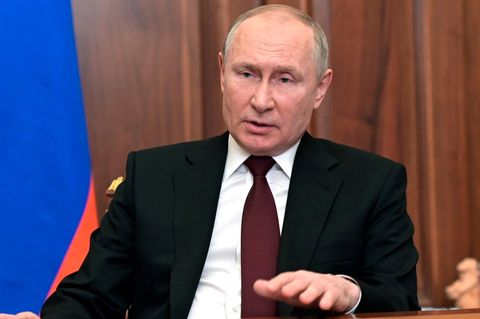 Eskalation in der Ukraine-Krise: Russlands Präsident Wladimir Putin erkennt die Unabhängigkeit der Separatistenregionen an