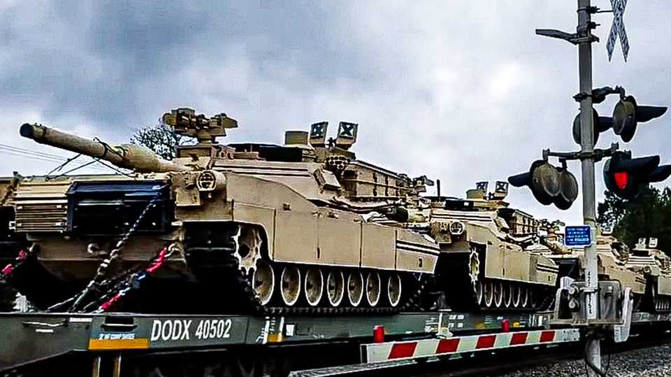 US-Panzer und Raketenbeschuss : Fake-Videos zur Ukraine-Krise – und wie Sie sie erkennen
