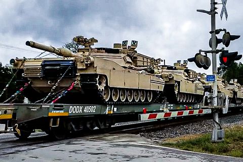 US-Panzer und Raketenbeschuss : Fake-Videos zur Ukraine-Krise – und wie Sie sie erkennen