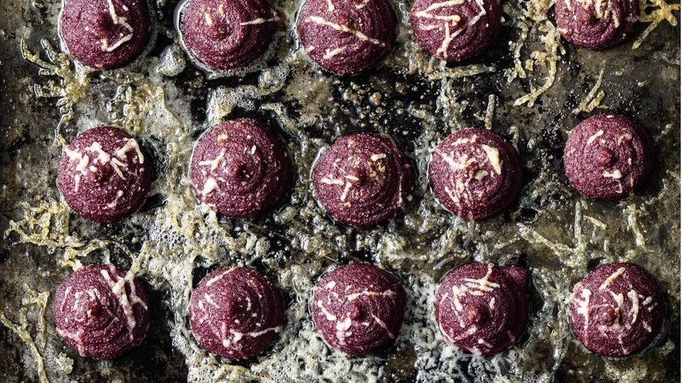 Rote-Bete-Gnocchi mit Mohnbutter