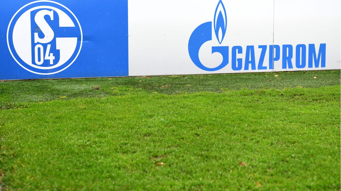 Ukraine crisis: can Schalke still accept the Gazprom millions?