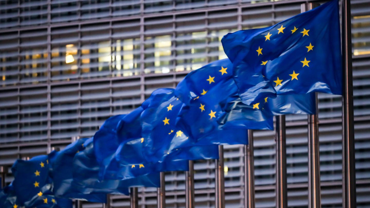 EU countries agree on new sanctions against Russia