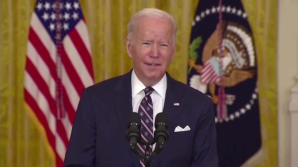 Video: US-Präsident Biden kündigt erste Sanktionsrunde gegen Russland an Video: US-Präsident Biden kündigt erste Sanktionsrunde gegen Russland an