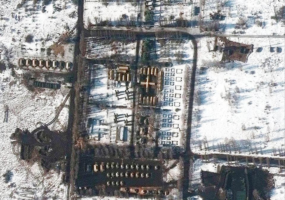 Das Satellitenbild soll ein russisches Feldlazarett westlich der russischen Stadt Belgorod zeigen