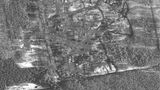 Dieses Maxar-Satellitenbild soll Truppenzelte und ein Wohngebiet in Potschep in Westrussland zeigen