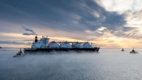 Flüssiggas per Schiff ist eine Alternative zum Pipeline-Gas, dieser LNG-Tanker kommt allerdings aus Russland