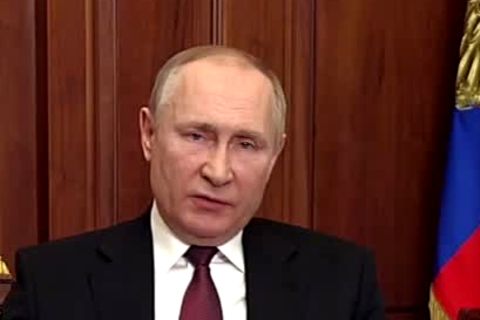 Wladimir Putin kündigt Russlands Angriff auf die Ukraine an
