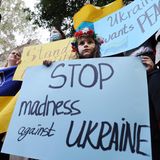 Im Libanon lebende Ukrainer demonstrieren vor der russischen Botschaft