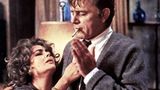 Auch dieser Film ähnelt der wahren Ehe von Elizabeth Taylor und Richard Burton: In "Wer hat Angst vor Virginia Woolf?" spielen sie ein entfremdetes Ehepaar, deren lange angestaute Frustrationen sich unter dem Einfluss von Alkohol hemmungslos entlädt. Taylor bekam dafür ihren zweiten Oscar als beste Hauptdarstellerin. Die Parallelen zwischen Film und Realität waren jedoch größer, als vielen bewusst war: Durch Burton wurde Taylor Alkoholikerin, in den 1980er Jahren machte sie zwei Entziehungskuren im Betty Ford Center.