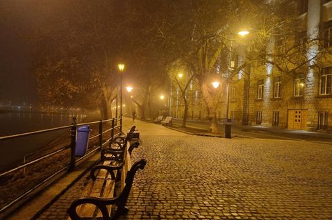 Ufer Uschgorod am Morgen des Kriegsbeginns