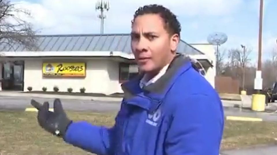 Ohio: Reporter wird bei Moderation von Mutter überrascht Ohio: Reporter wird bei Moderation von Mutter überrascht