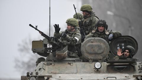 Ukraine: Russische Soldaten sind in Armjansk im nördlichen Teil der Krim