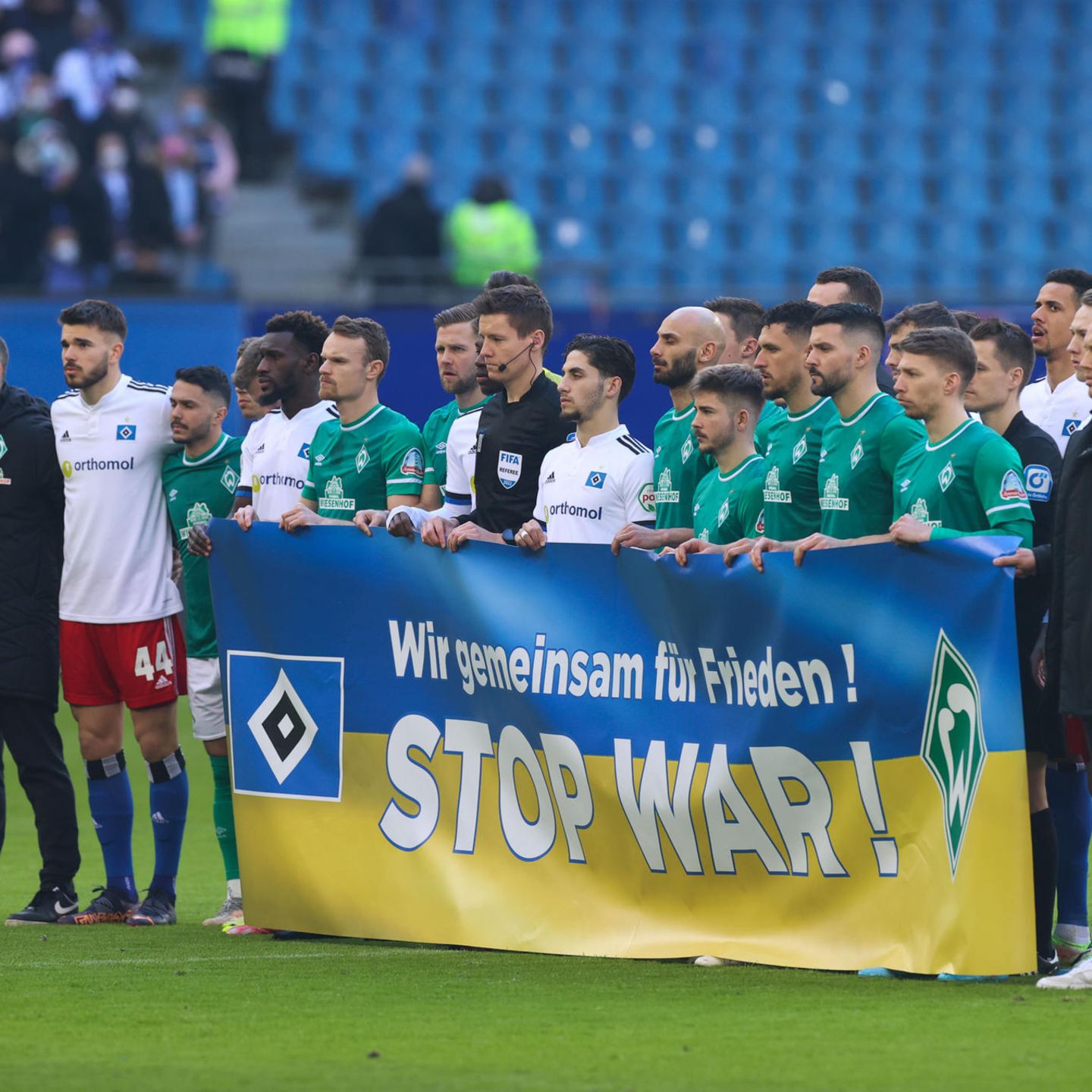 Ukraine Spieler des HSV und von Werder Bremen fordern Ende des Krieges STERN.de