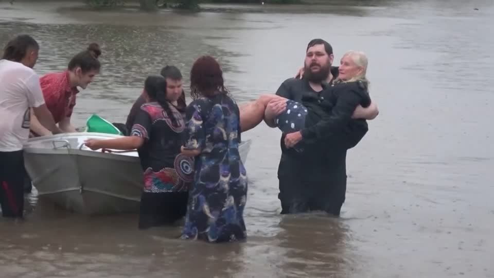 Video: Schwere Überschwemmungen in Australien