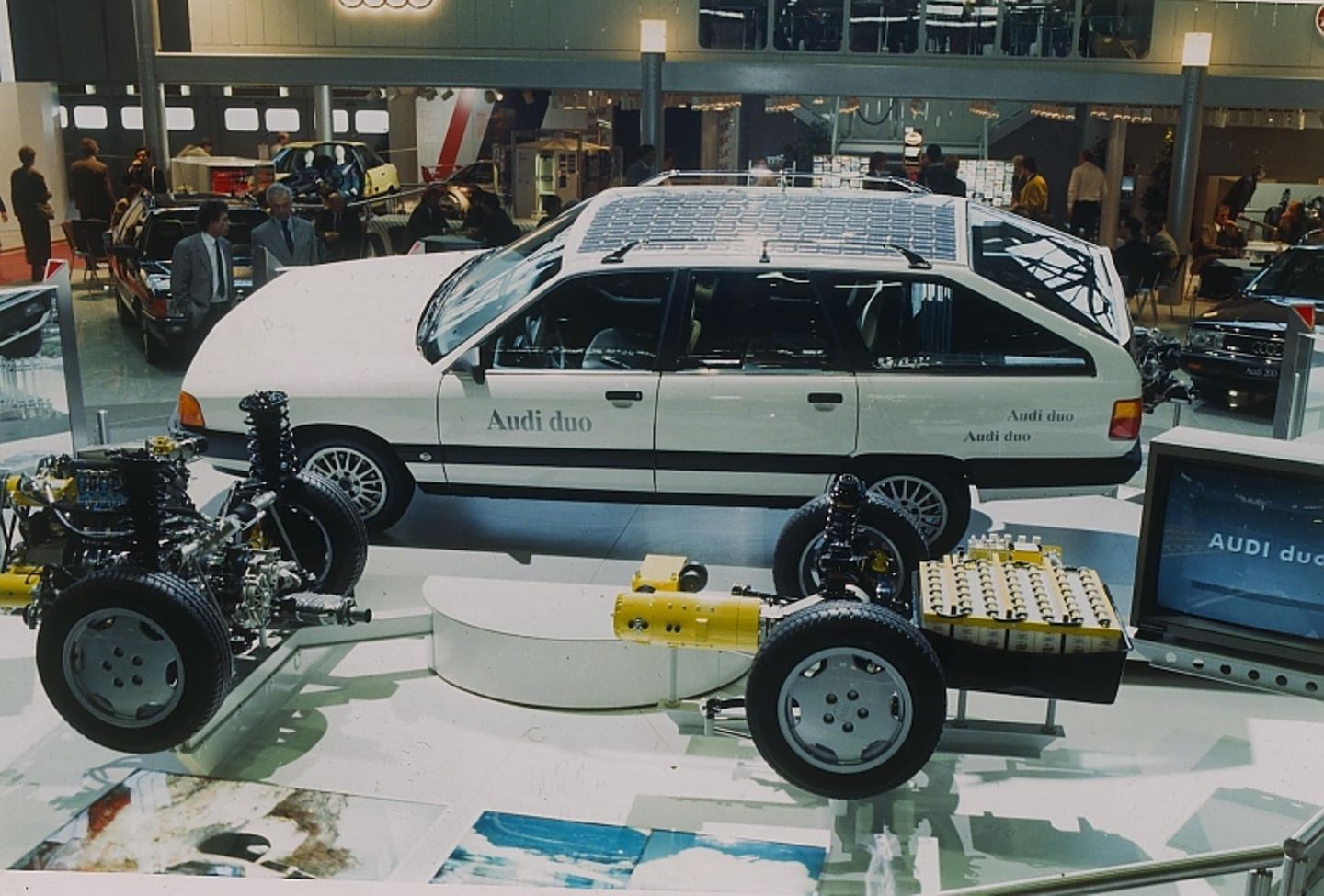 Audi 100 C3 Typ 44