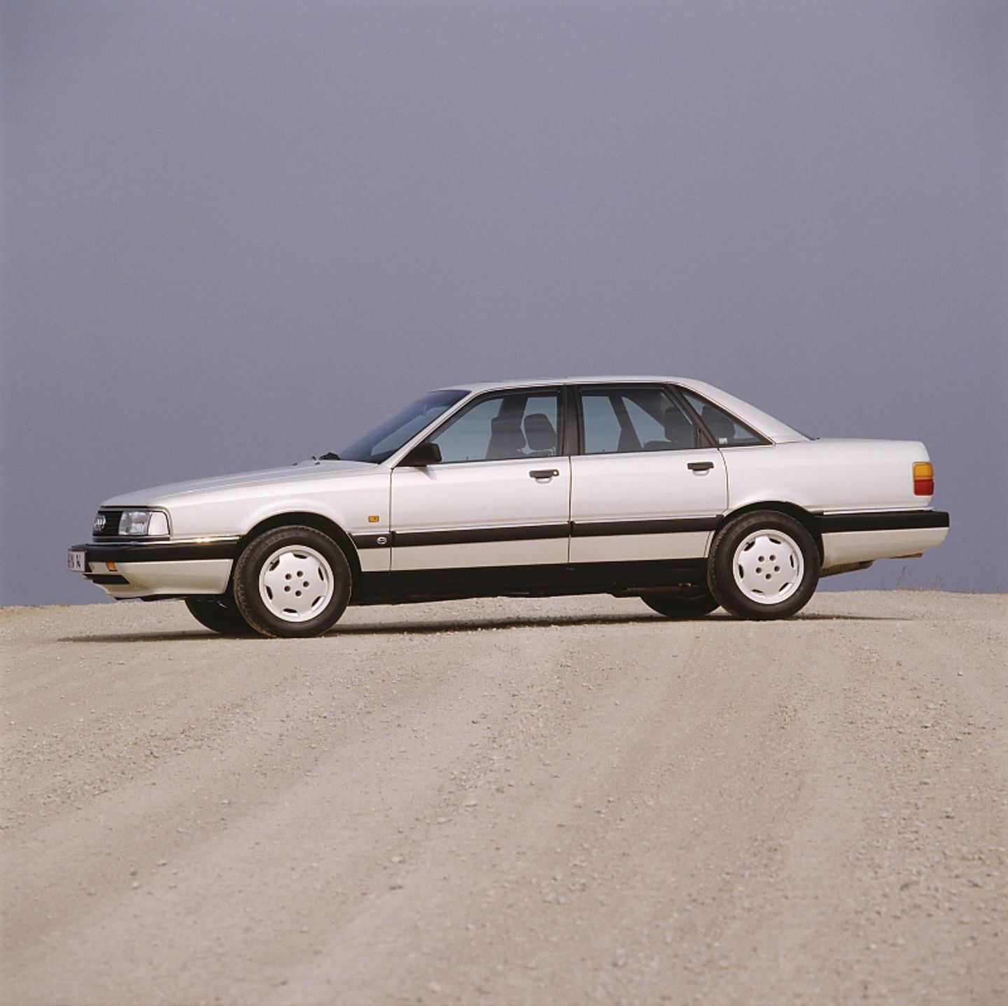 Audi 200 Typ 44