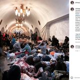 Instagram Posting Chrissy Teigen