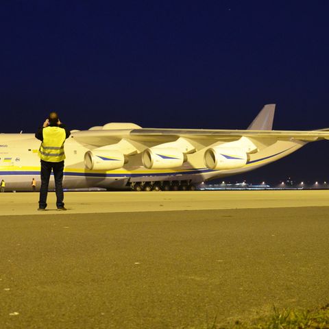 Antonow An-225