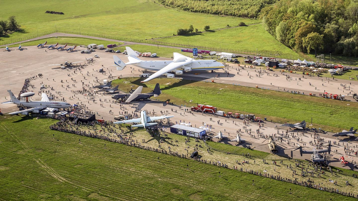 Antonow An-225