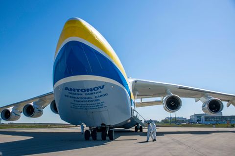 Antonow An-225